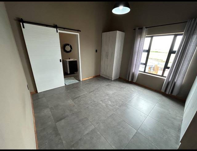 3 BEDROOM HOUSE FOR SALE IN PARADISE BEACH